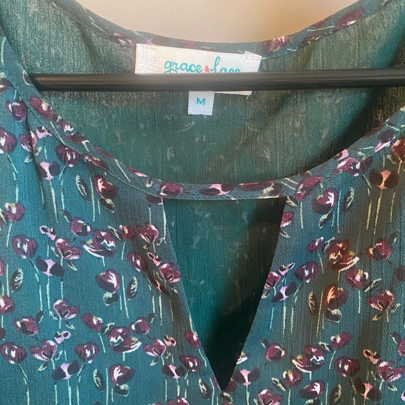 Grace & Lace ruffle sleeve blouse - Picture 3 of 4